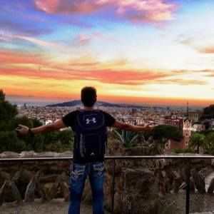 Meet your Posher, Avery